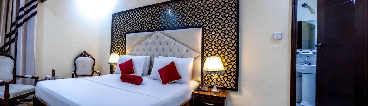 Rose Palace Hotel Lahore Ngoại thất bức ảnh