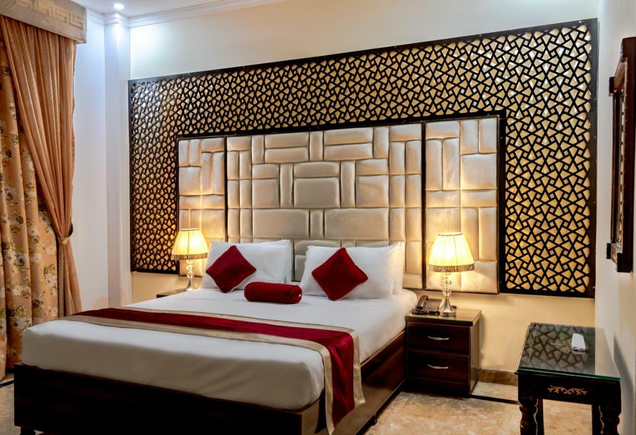Rose Palace Hotel Lahore Ngoại thất bức ảnh