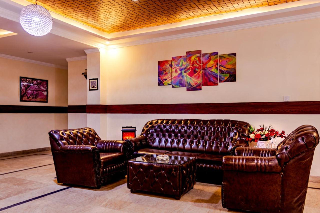 Rose Palace Hotel Lahore Ngoại thất bức ảnh
