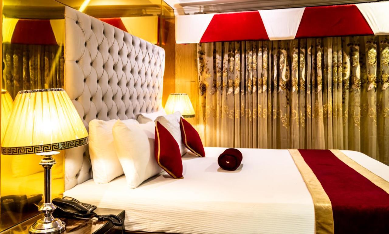 Rose Palace Hotel Lahore Ngoại thất bức ảnh